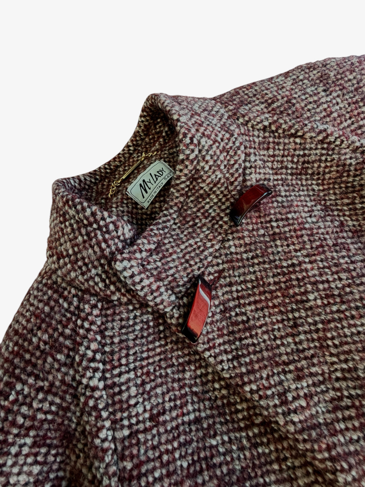 VINTAGE WOOL BURGANDY WOOL TEXTURED COAT. SIZE 14/16